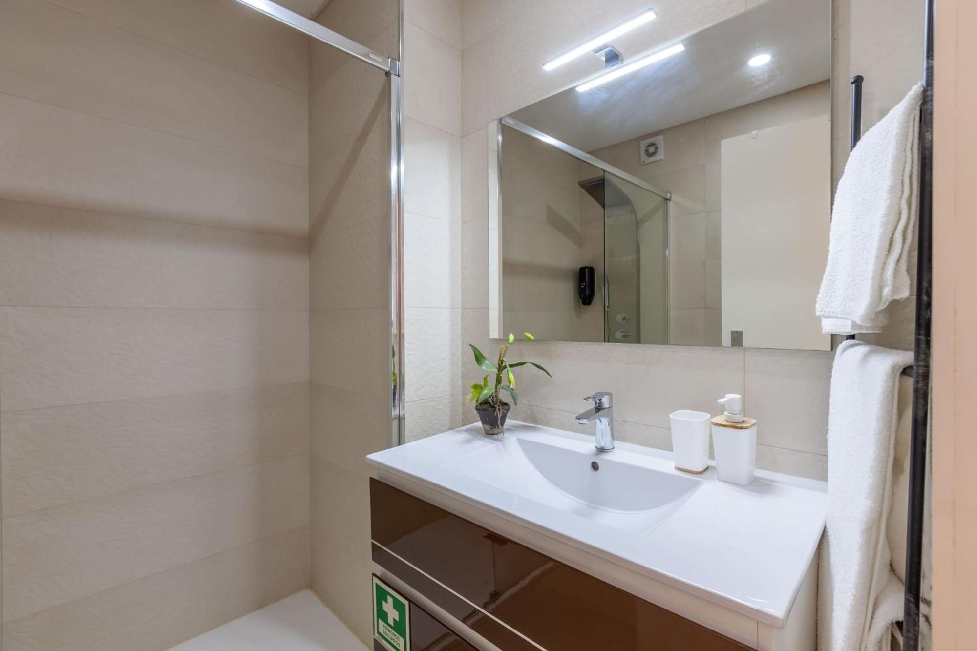 Apartamento Lirio - Minho'S Guest Braga Buitenkant foto
